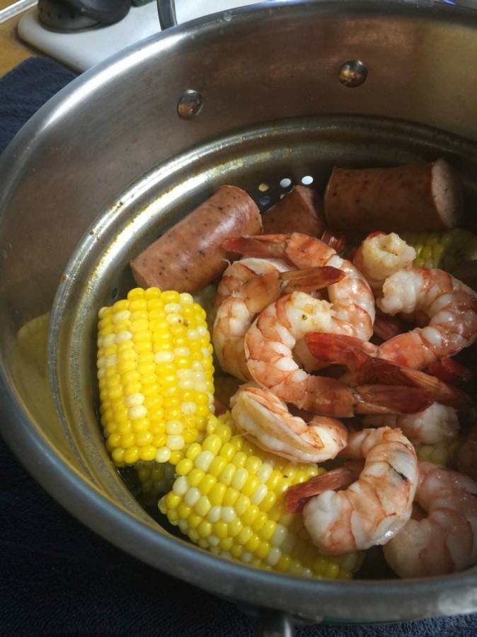 This low country shrimp boil recipe is enough to feed an army, plus it's super delicious and crazy easy!