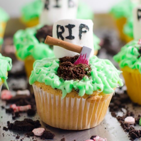 Fun easy Halloween cupcakes with quirky graveyard Halloween candy toppers