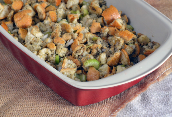 Easy Homemade Stuffing. It's easy to make and delicious! They'll only think you slaved away at the stove for days!
