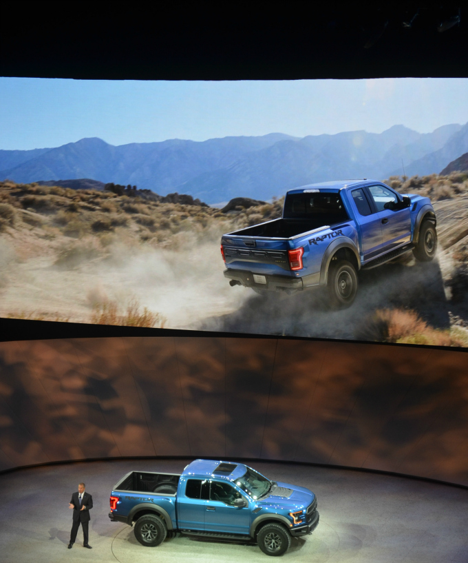 The Ford F-150 Raptor was unveiled at the 2015 NAIAS in Detroit. This is one hot truck