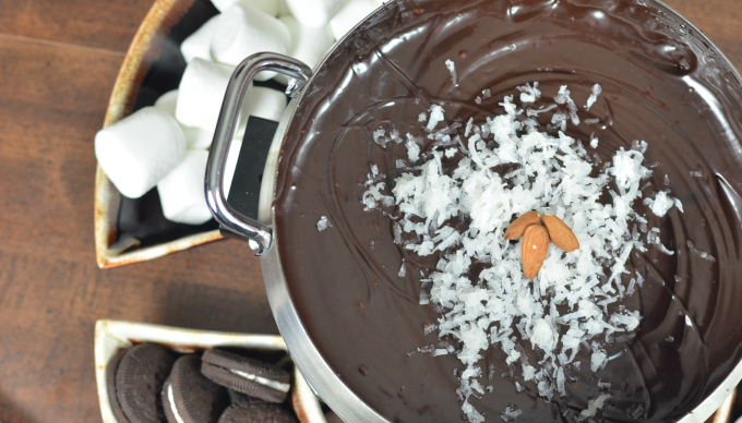 Love a good milk chocolate fondue recipe? Then this almond joy fondue recipe is for you!