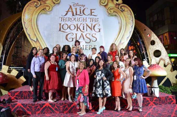 Ever wondered what it's like to go to a Hollywood premiere? Check out the Alice through the Looking glass premiere and afterparty. It was an amazing time, including a live performance from Pink!