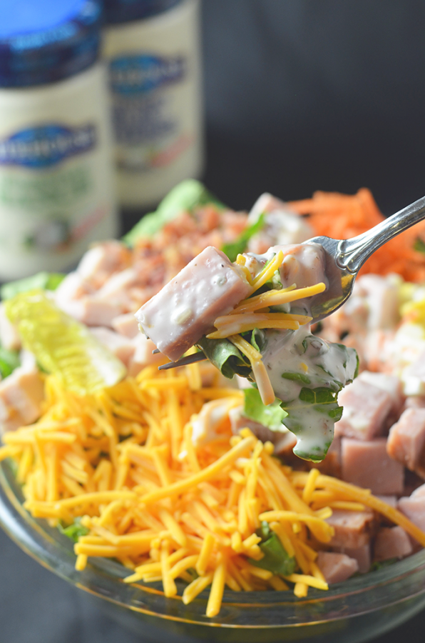 This chef salad recipe is a deliciously easy recipe that is punched with flavor!